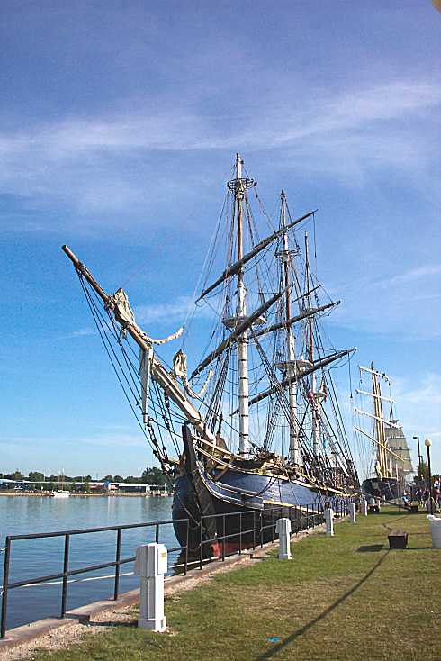 Tall Ship Bounty Bay City - Sarnia August 2003 image 100_0025.jpg