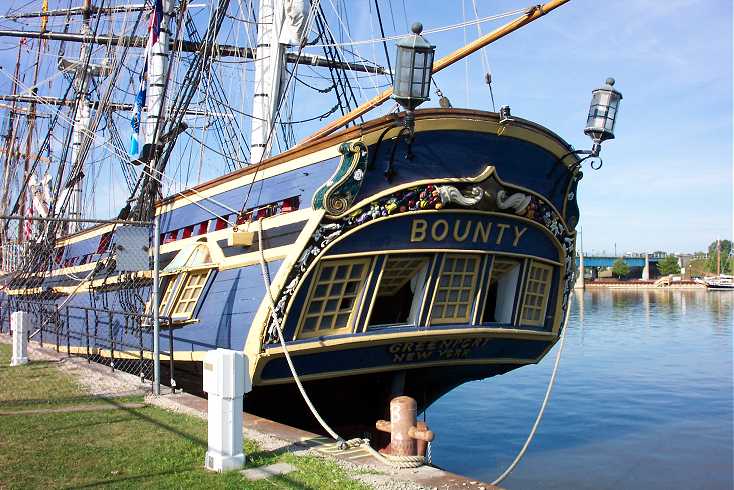 Tall Ship Bounty Bay City - Sarnia August 2003 image 100_0030.jpg