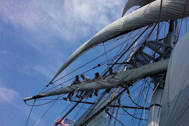 Tall Ship Bounty Bay City - Sarnia August 2003 image100_0132.jpg Tall Ship Bounty Bay City - Sarnia August 2003 image 100_0132.jpg