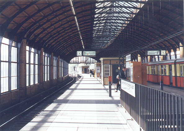 The Lehrter Station in 1995. View looking west.